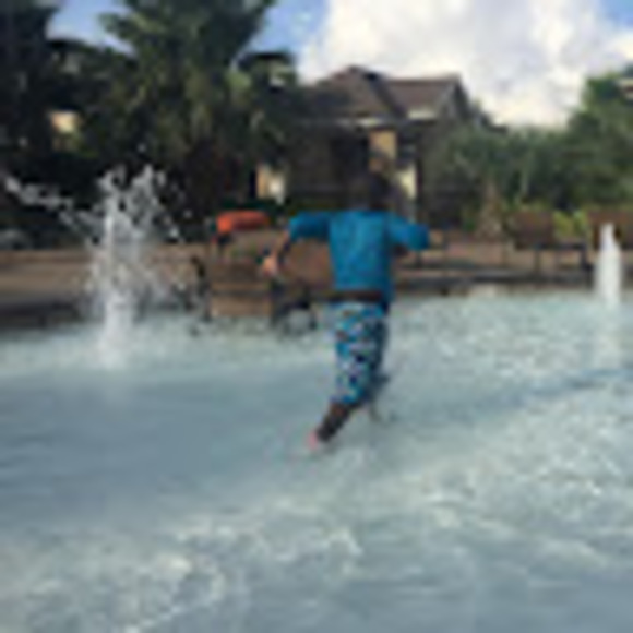 Meet your Posher, Rheneashion - Picture 1 of 1